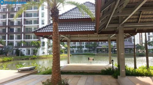 Apartamento Baan Bang Saray Boutique 1
