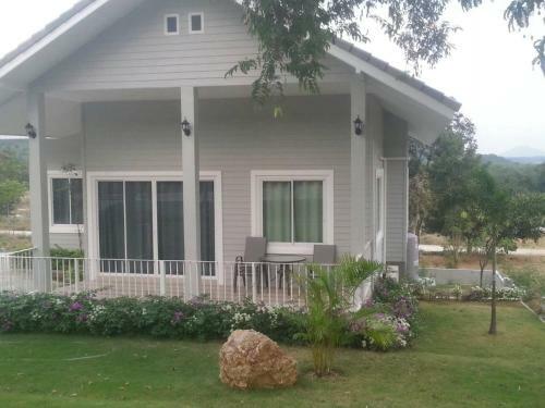Hotel Sangchan Garden At Kaeng Krachan