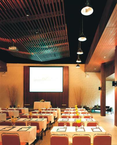 Hotel Kirimaya Golf Resort Spa