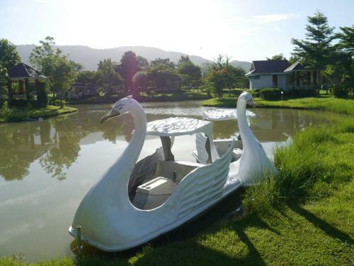 Hotel Tanaosri & Creekside Resort