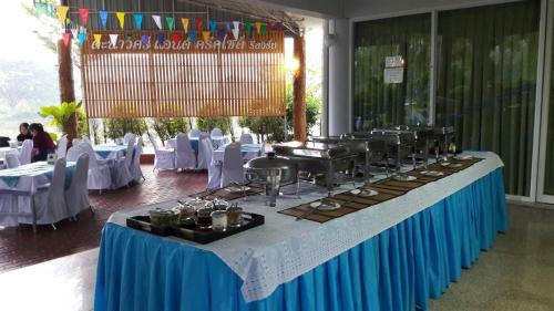 Hotel Tanaosri & Creekside Resort