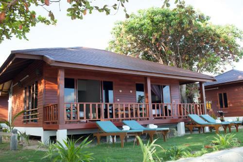 Hotel Pingchan Koh Phangan Beachfront Resort
