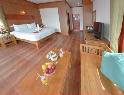 Hotel Haad Yao Bayview Resort & Spa
