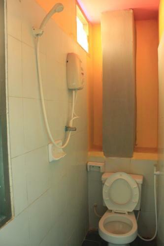 Hostal Baan Talay Guesthouse