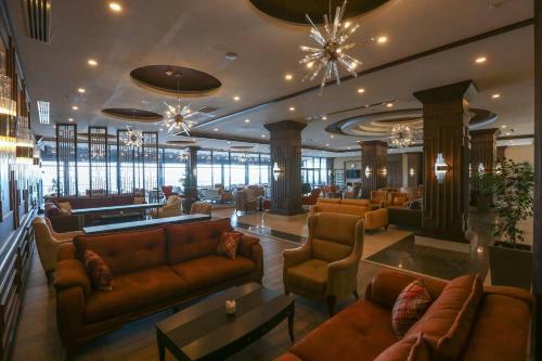 Hotel Ramada Resort By Wyndham Unye