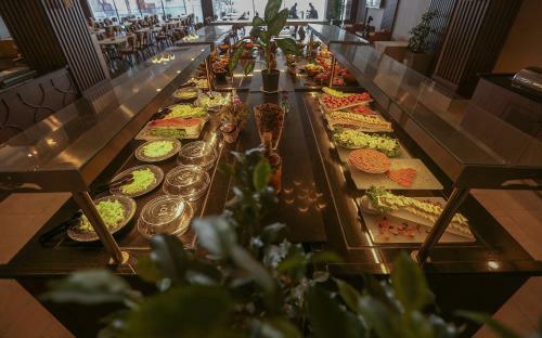 Hotel Ramada Resort By Wyndham Unye