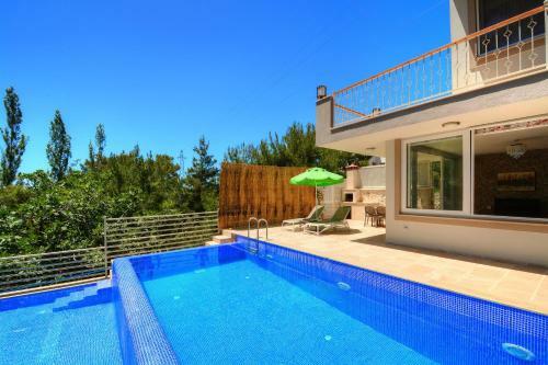 Private Villa Aldora