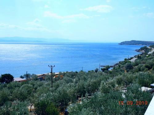 Assos Nazan Motel Restoran Beach