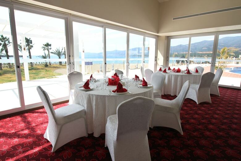 Marpessa Blue Beach Resort & Spa Hotel