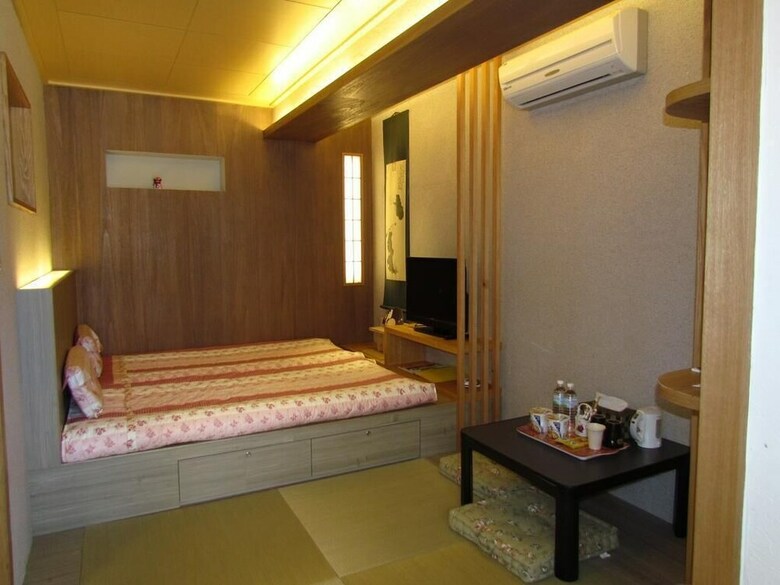 Bed & Breakfast Kyufun Komachi