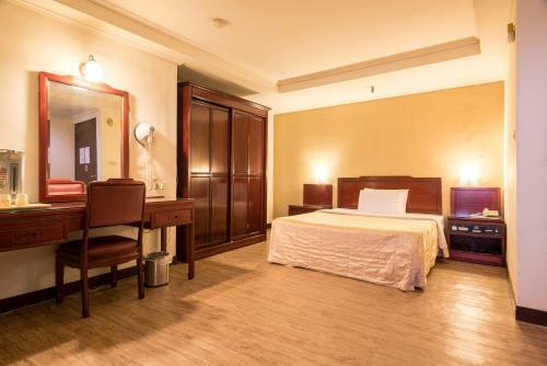 Galaxy Hotel