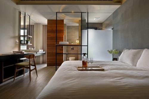 Sun Moon Lake Blue Sky Bay B&B