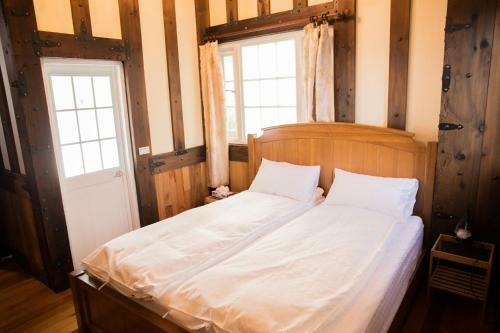 Black Forest Manor