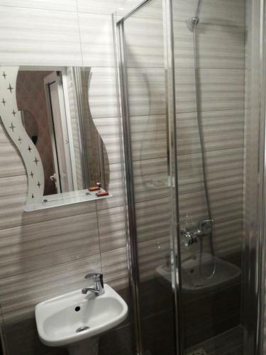 Hostal Guest House Alina