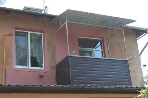 Apartment On Novoberehova Street