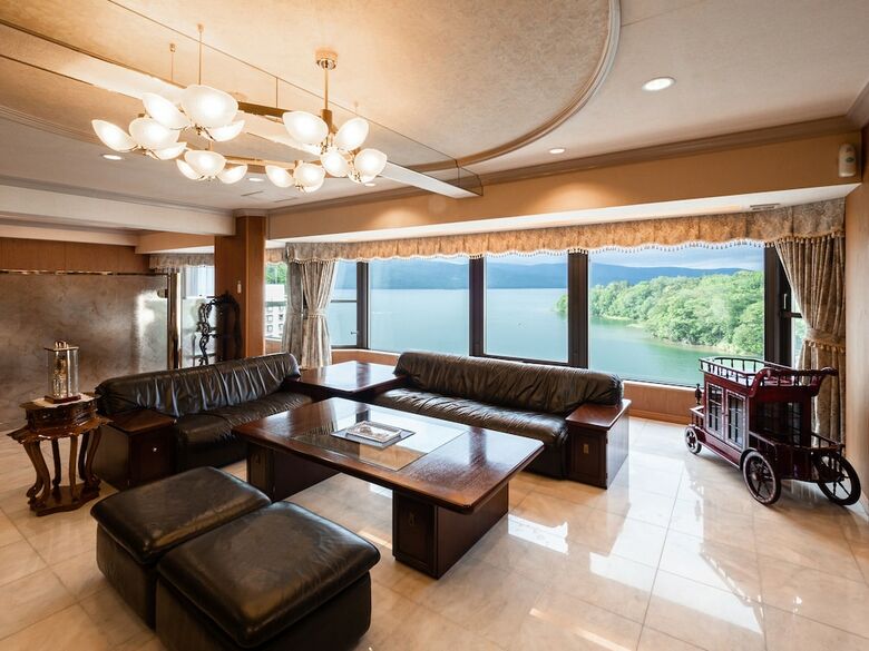 New Akan Hotel
