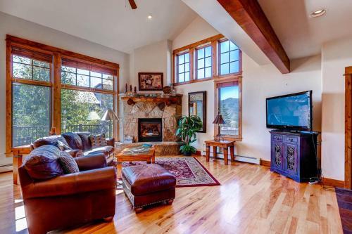Eagleridge Townhomes 1455