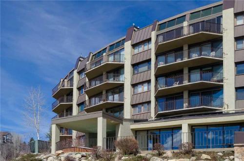 Bronze Tree Condominiums - Bt302
