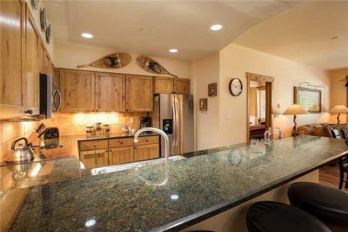 3110 Champagne Lodge, Trappeur's Crossing
