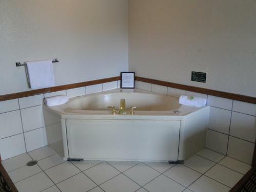 Oscoda Lakeside Hotel