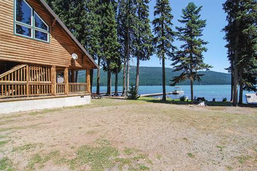 Shelter Cove Resort & Marina