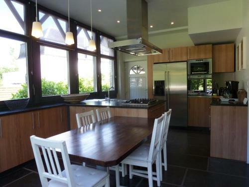 Holiday Home Le Manoir Hastiere Par Dela