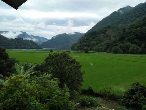 Bed & Breakfast Huyen Hao Homestay