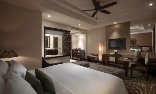 Ninh Binh Hidden Charm Hotel & Resort