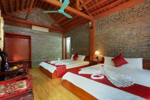 Tam Family Homestay