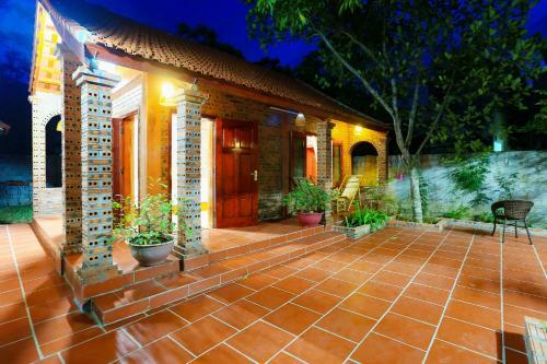 Tam Family Homestay