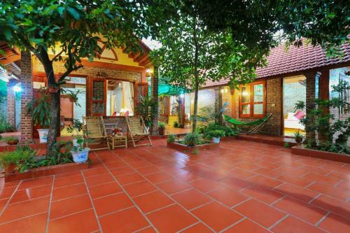 Tam Family Homestay