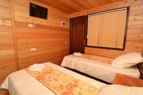 Hostal Guest House Wood House