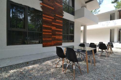 Hotel Apra