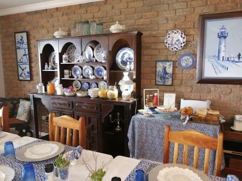 Hostal Amzee Bokmakierie Guest House