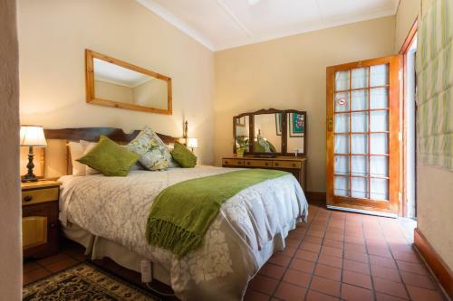 Hostal Horse And Mill Guesthouse
