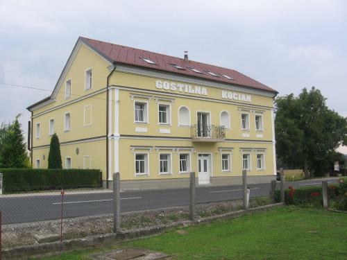 Hostal Gostilna In Preno?i??e Kocjan