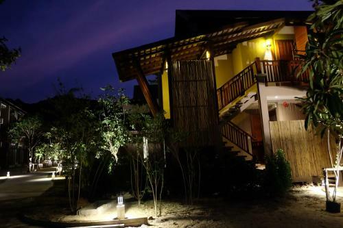 Hotel Koh Ma Beach Resort