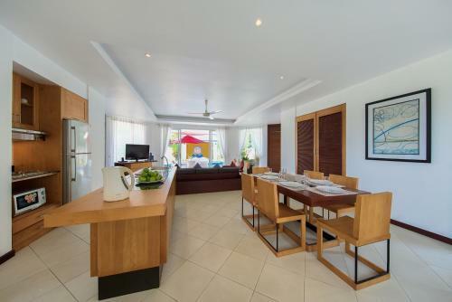 Lipa Talay Neung - 3 Bedroom Beach Side Villa