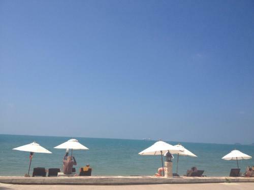 Hotel Kanok Buri Resort And Spa