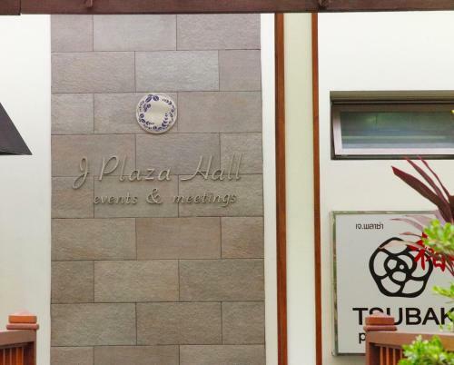 J Park Hotel And Serviced Apartment