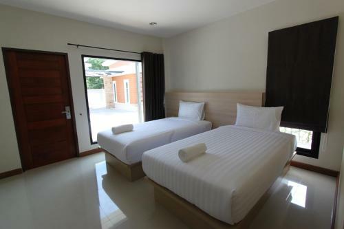 Hotel At Muang Ploy Resort