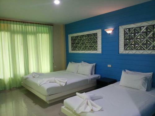 Hotel Baan Talay See Cream Resort