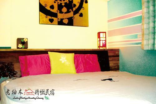 Home & Teak Homestay