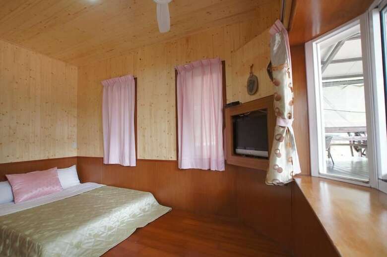 Hotel Music House Homestay