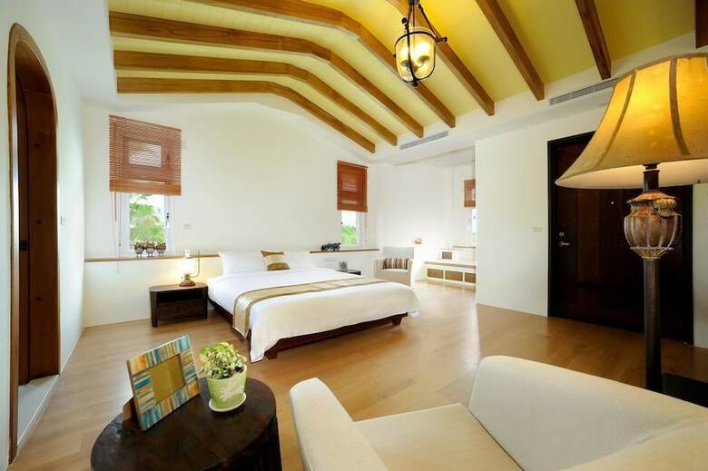 Sunlax B&B
