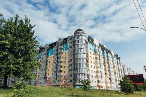 Luxury Apartments Neer Lavina