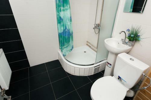 Apartment On Novomestenskaya 8 Floor