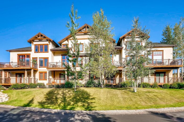 Eagleridge Townhomes 1556
