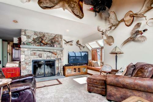 Sunrise Mountain Village - Ski-in/out Community