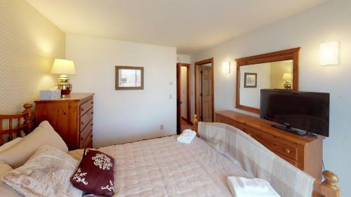 Sunrise Mountain Village - Ski-in/out Community